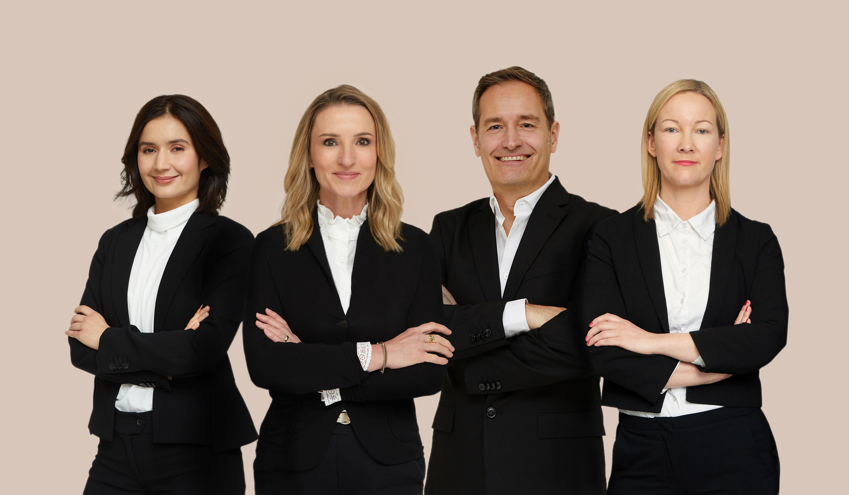 Das anwaltliche Team von Marten & Graner: Leona Coloma Rebolledo, Beate Marten, Martin Graner und Nicole Leicher.
